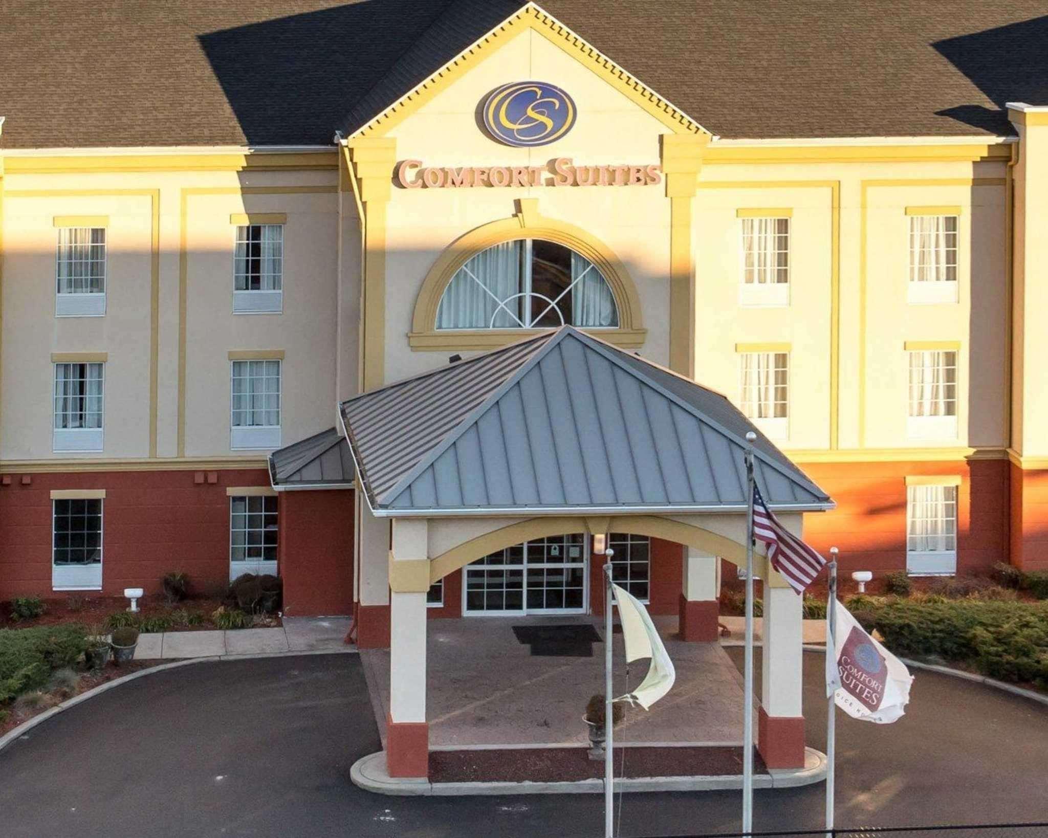 Comfort Suites Newark - Harrison Kültér fotó