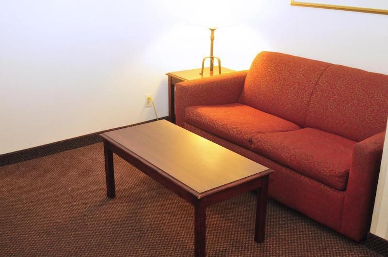 Comfort Suites Newark - Harrison Kültér fotó